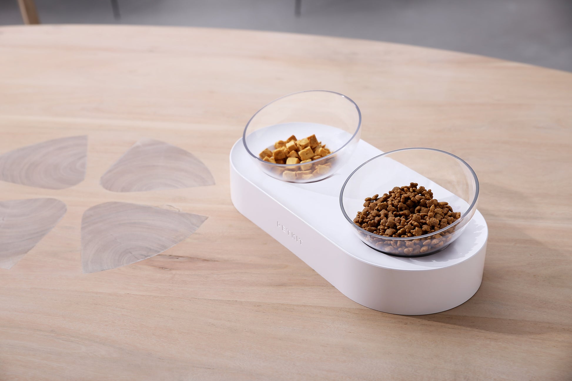 Instachew PETKIT Fresh Nano Cat Bowl.