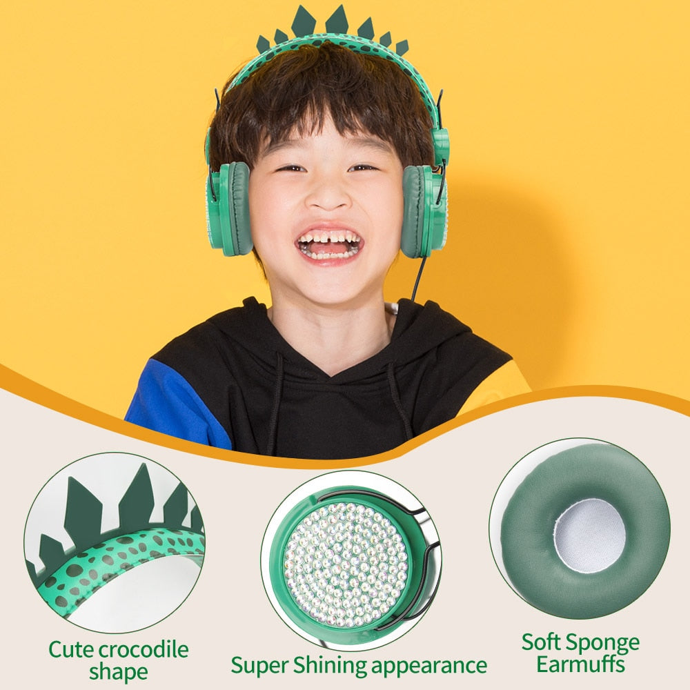 Boy headphones Jurassic dinosaur 3.5mm wired headphones with microphone suitable for learning games mobile phone headphones cute.